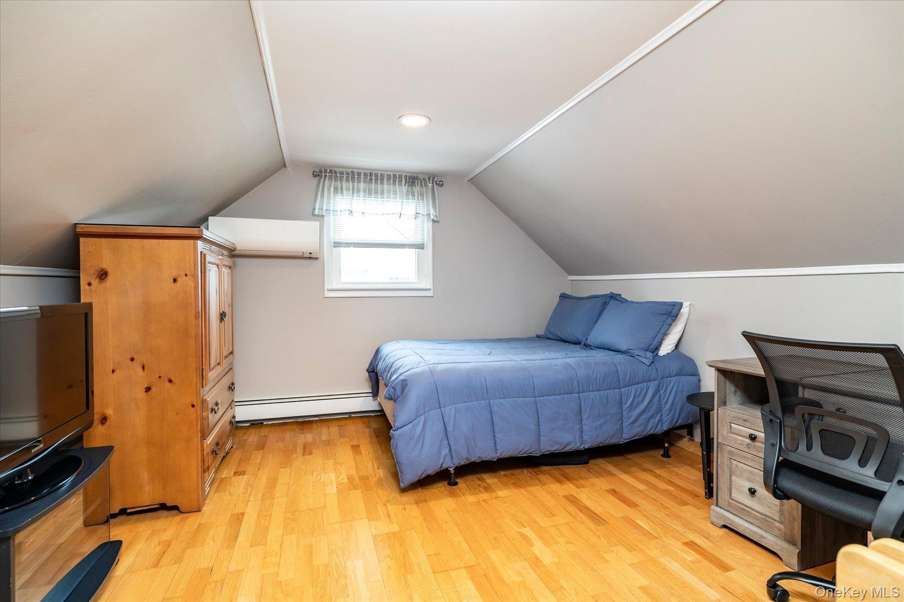 Single Family Brower  Nassau County, NY 11572, MLS-985334-12