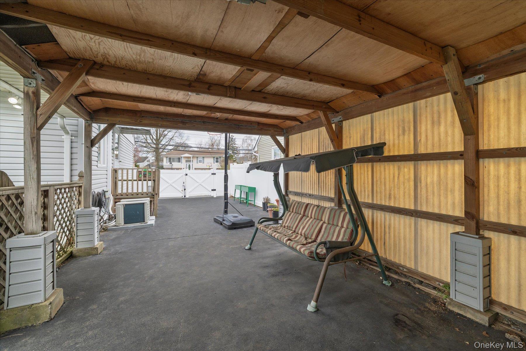 Single Family Brower  Nassau County, NY 11572, MLS-985334-18