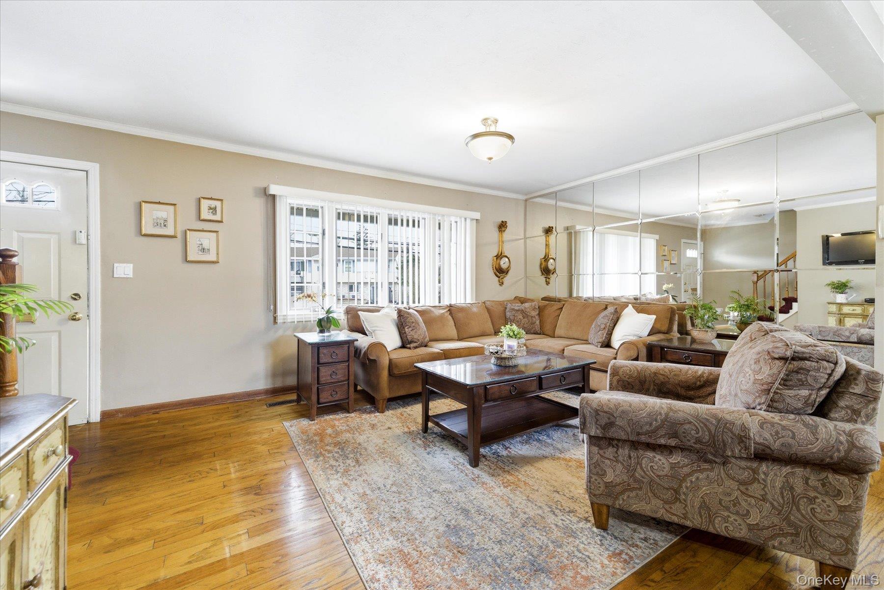 Single Family Brower  Nassau County, NY 11572, MLS-985334-3