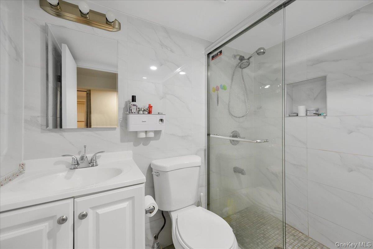 Single Family Clintonville Queens, NY 11357, MLS-985341-10