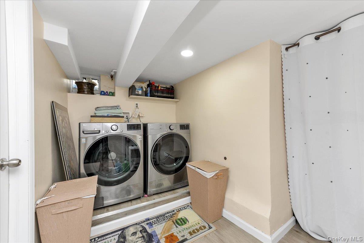 Single Family Clintonville Queens, NY 11357, MLS-985341-11