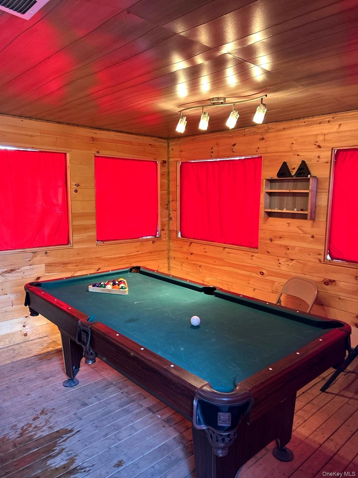 Single Family Oxford Sullivan County, NY 12759, MLS-985347-8
