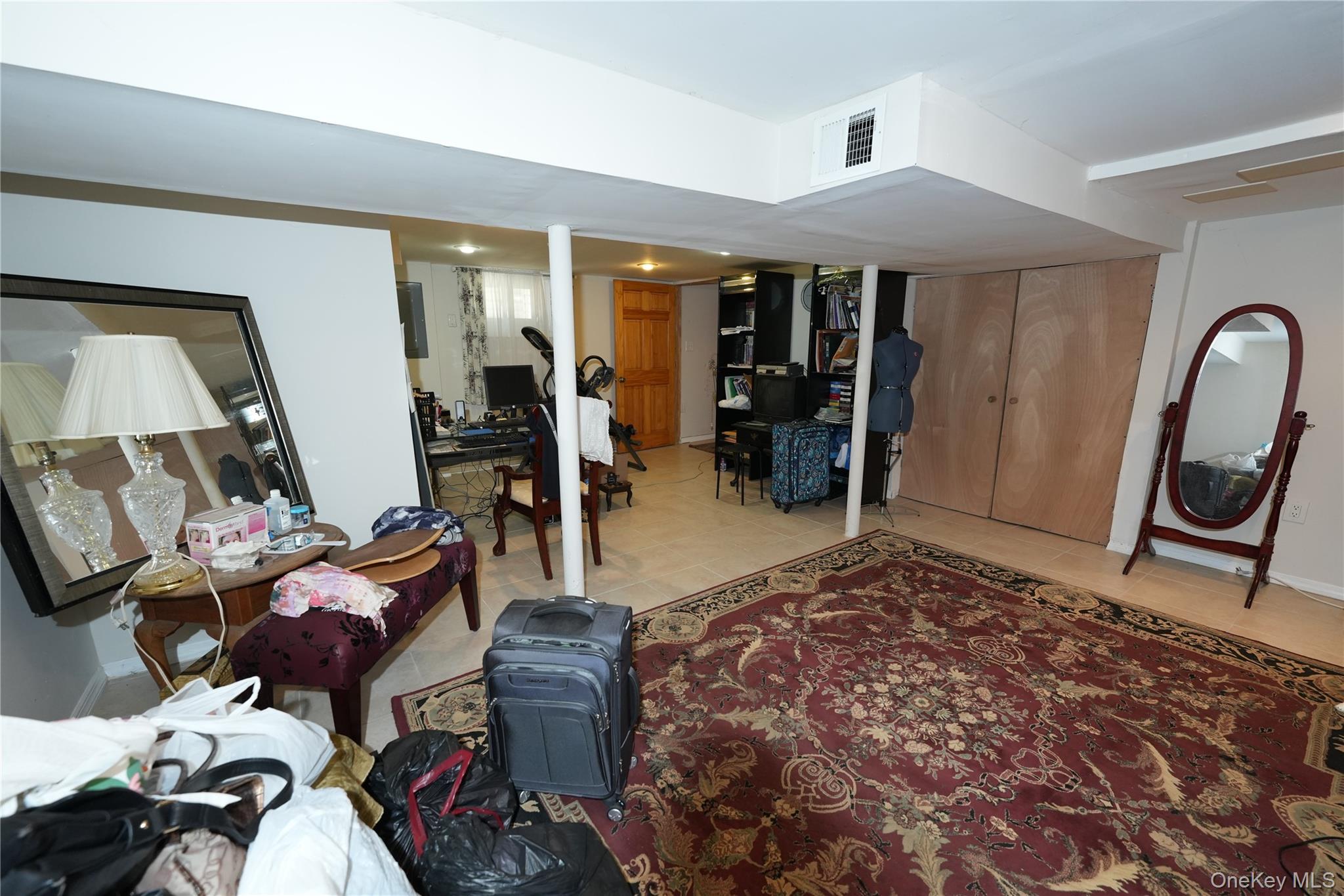 Single Family Merrifield Avenue Nassau County, NY 11572, MLS-985355-14