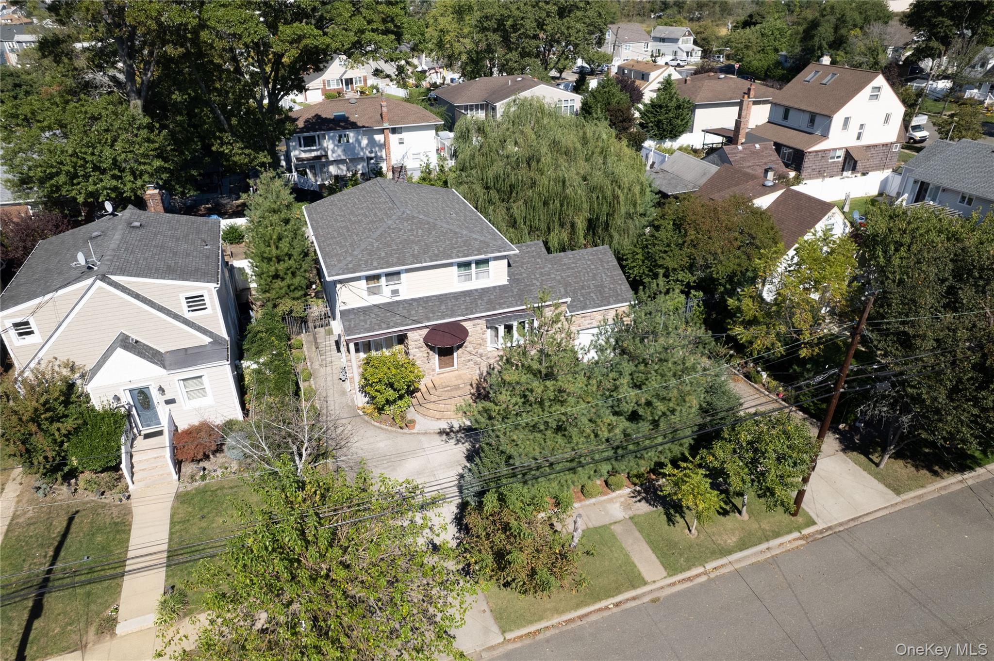 Single Family Merrifield Avenue Nassau County, NY 11572, MLS-985355-28