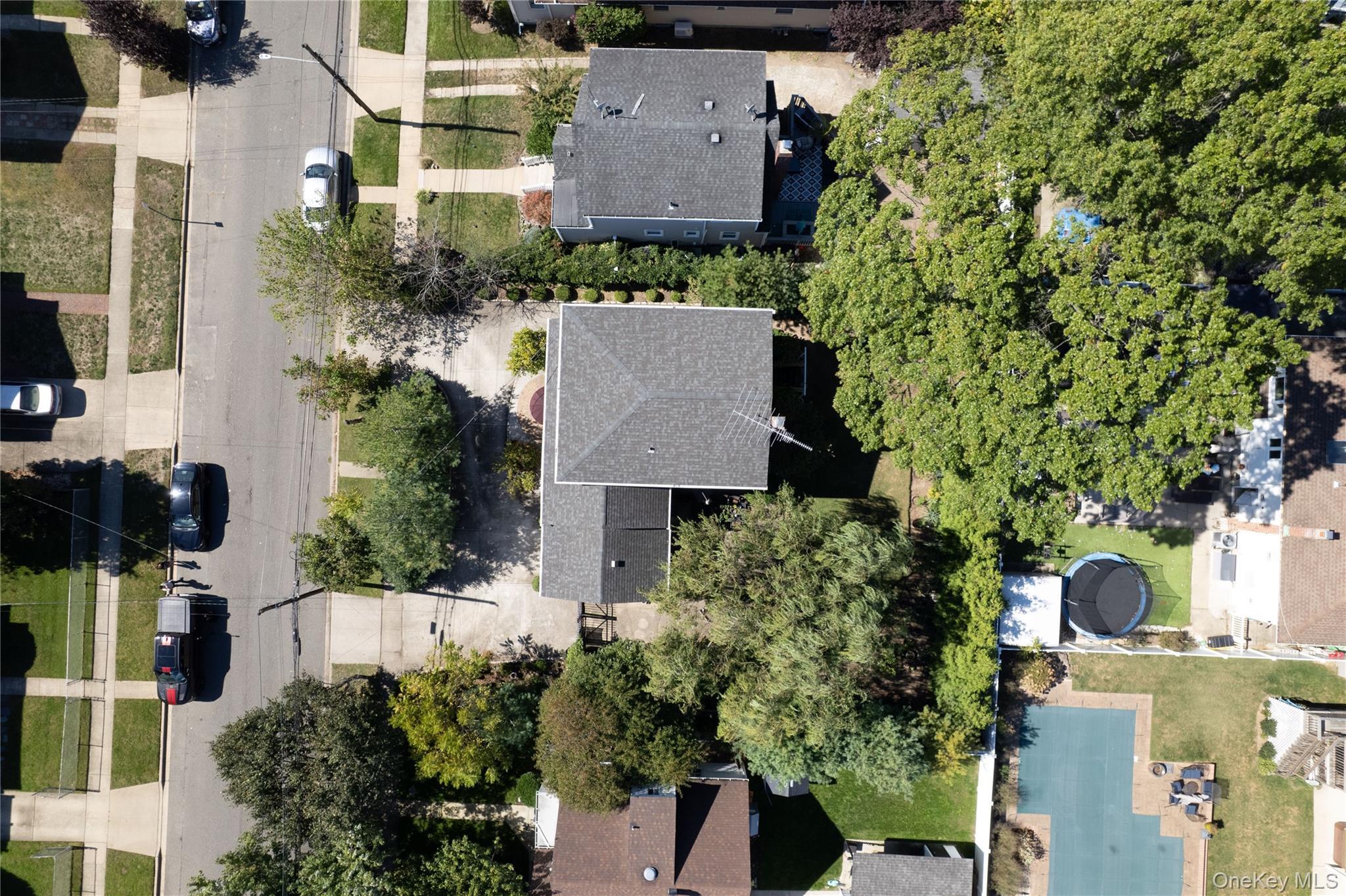 Single Family Merrifield Avenue Nassau County, NY 11572, MLS-985355-30
