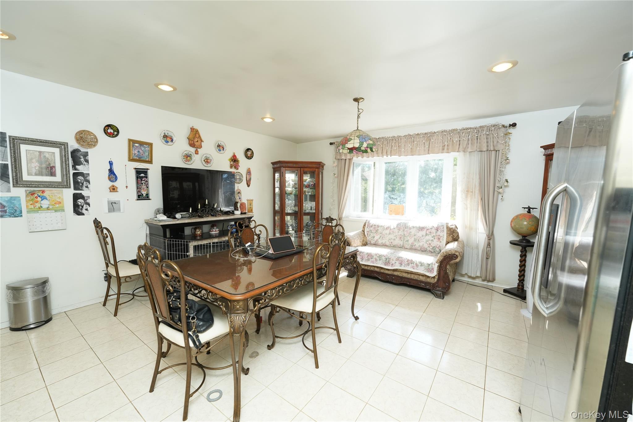 Single Family Merrifield Avenue Nassau County, NY 11572, MLS-985355-9