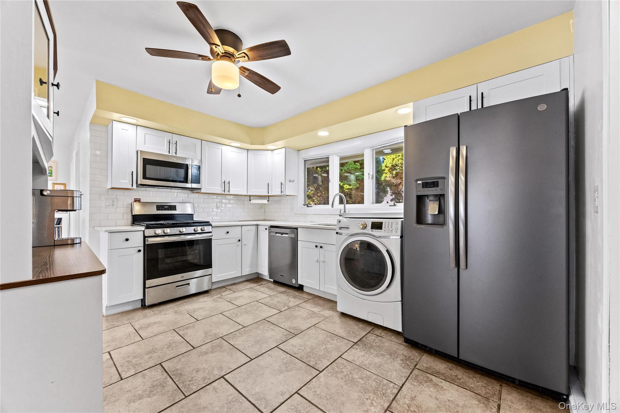 Single Family Scooter  Nassau County, NY 11801, MLS-985375-9