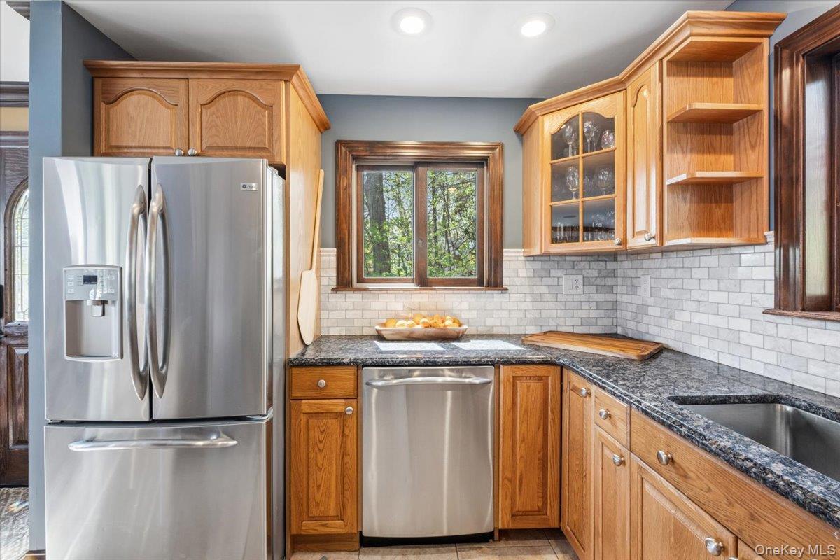 Single Family Lakeshore  Putnam County, NY 10512, MLS-985385-14