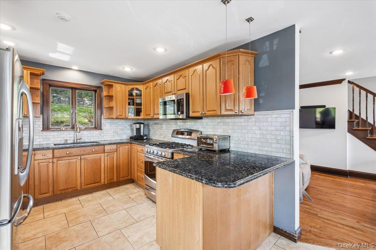 Single Family Lakeshore  Putnam County, NY 10512, MLS-985385-15