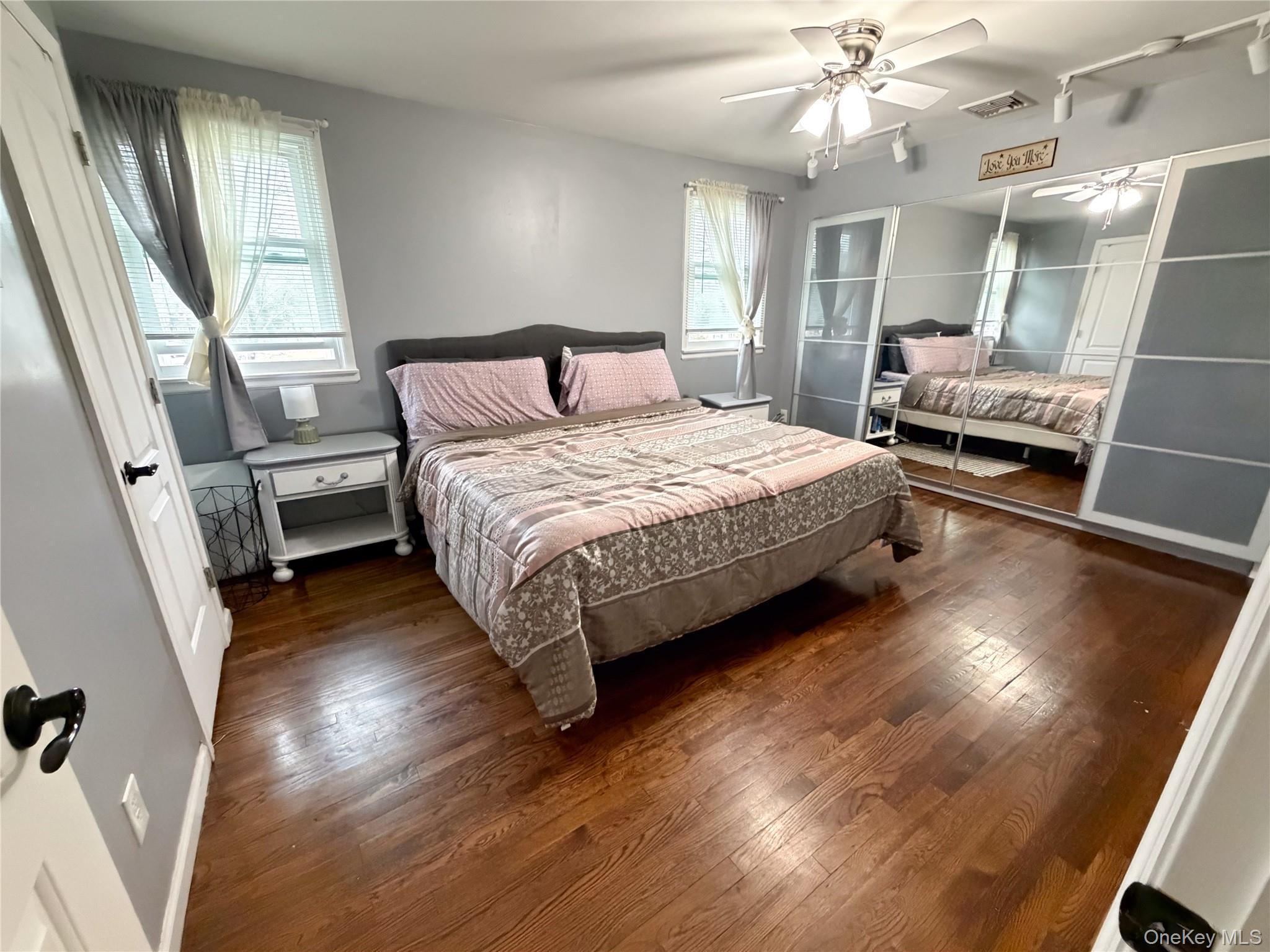 Single Family Chauncey  Suffolk County, NY 11727, MLS-985433-25