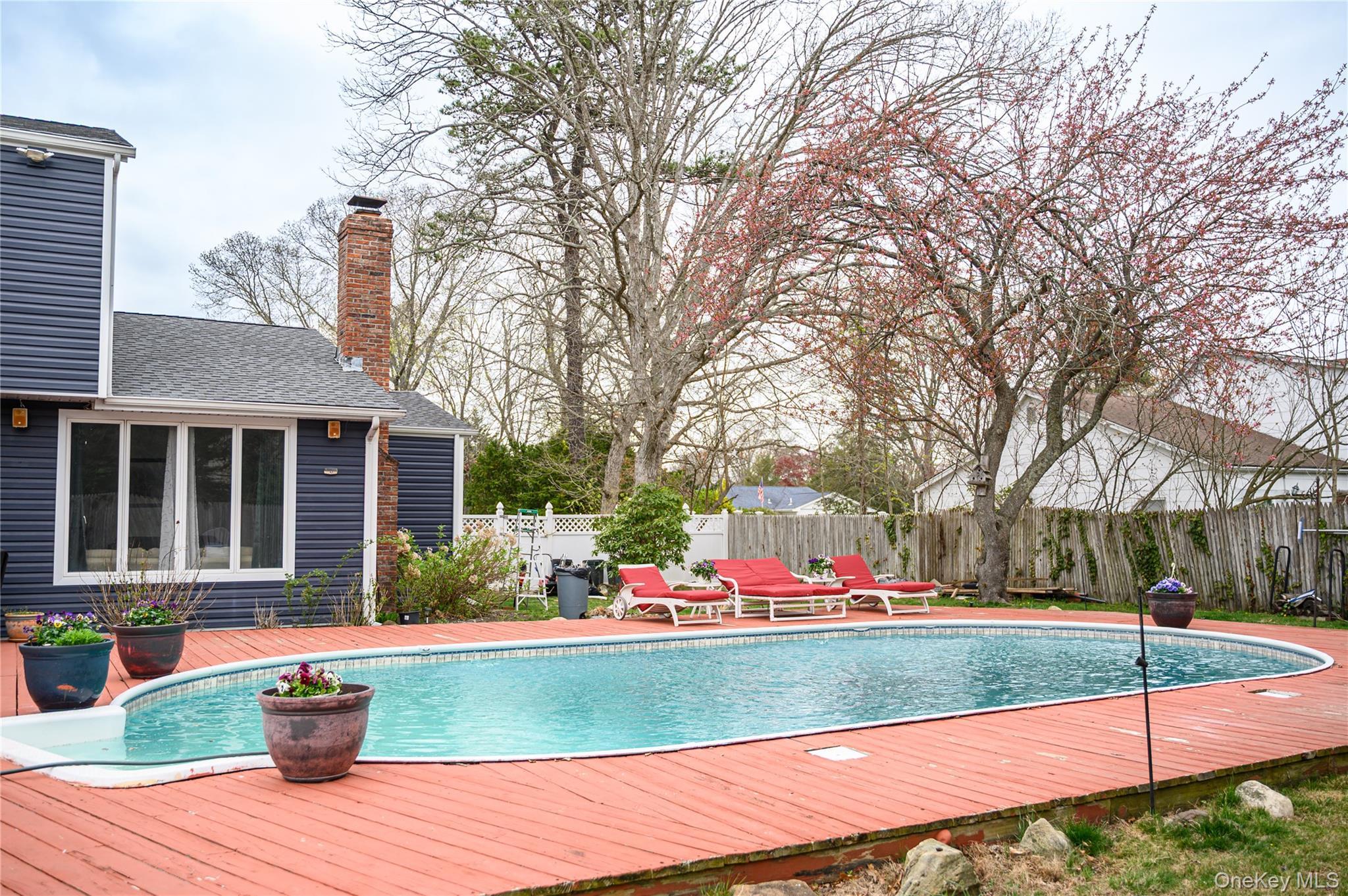 Single Family Chauncey  Suffolk County, NY 11727, MLS-985433-41