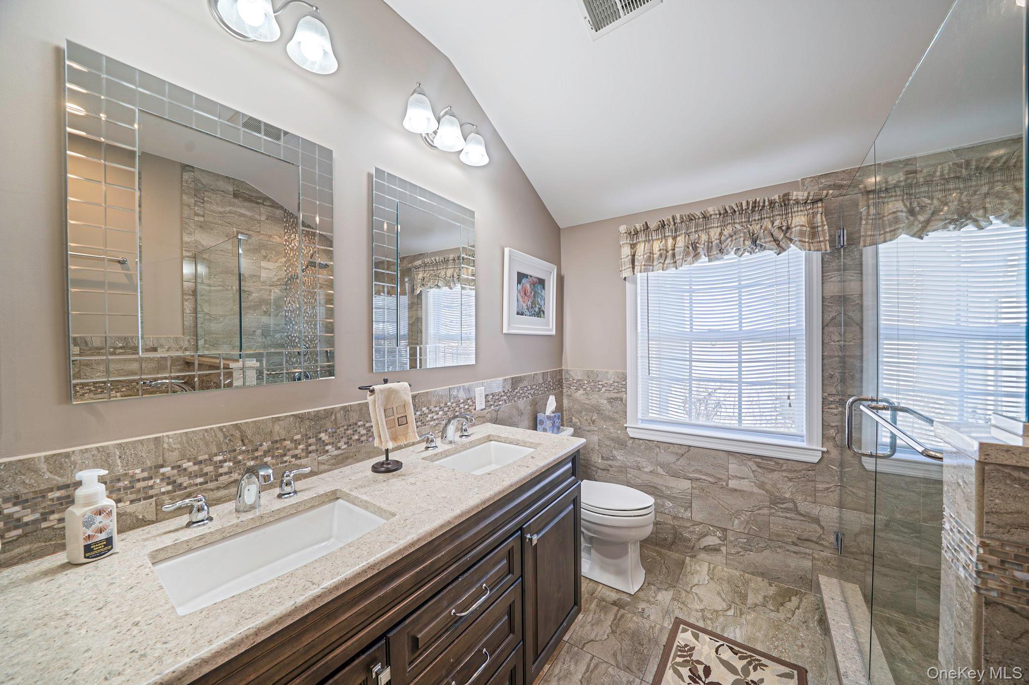 Condo Woodscreek  Suffolk County, NY 11955, MLS-985436-15