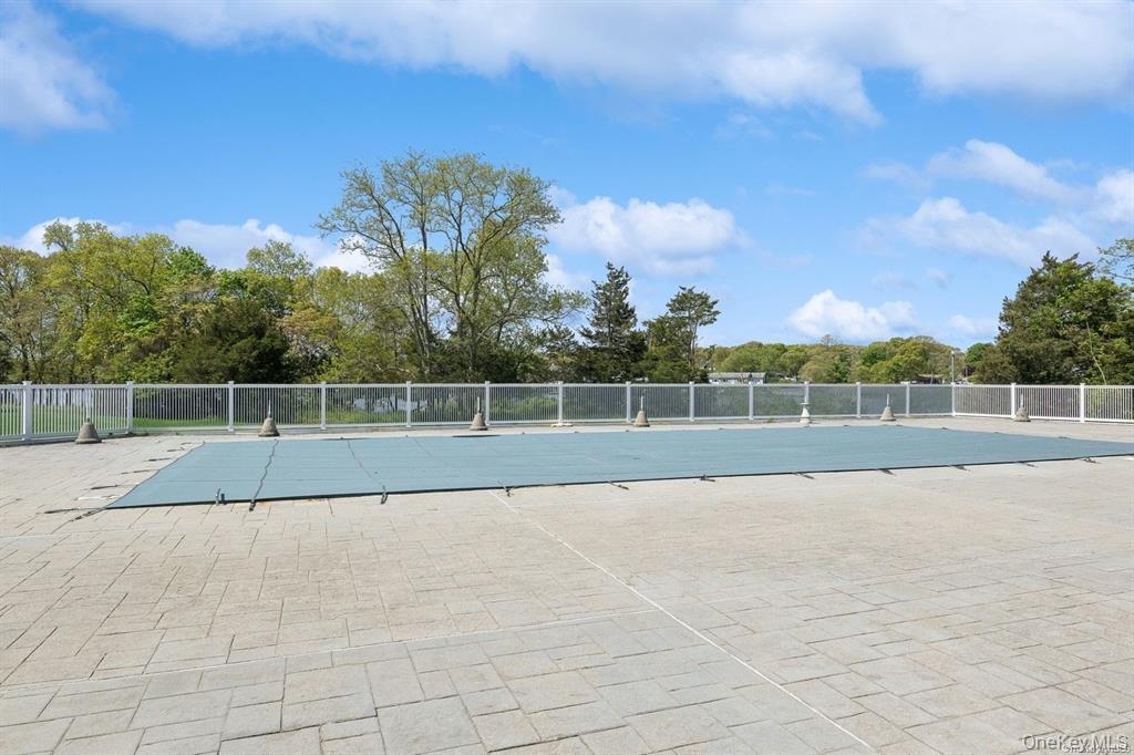 Condo Woodscreek  Suffolk County, NY 11955, MLS-985436-34