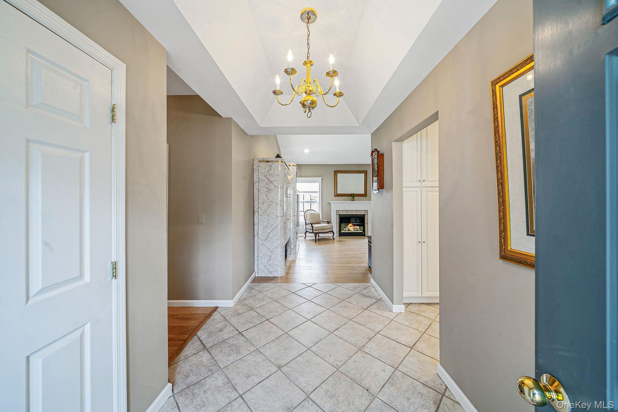 Condo Woodscreek  Suffolk County, NY 11955, MLS-985436-6