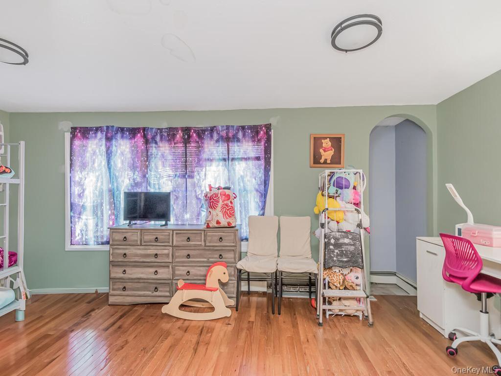 Single Family Beach 91st Queens, NY 11693, MLS-985438-10
