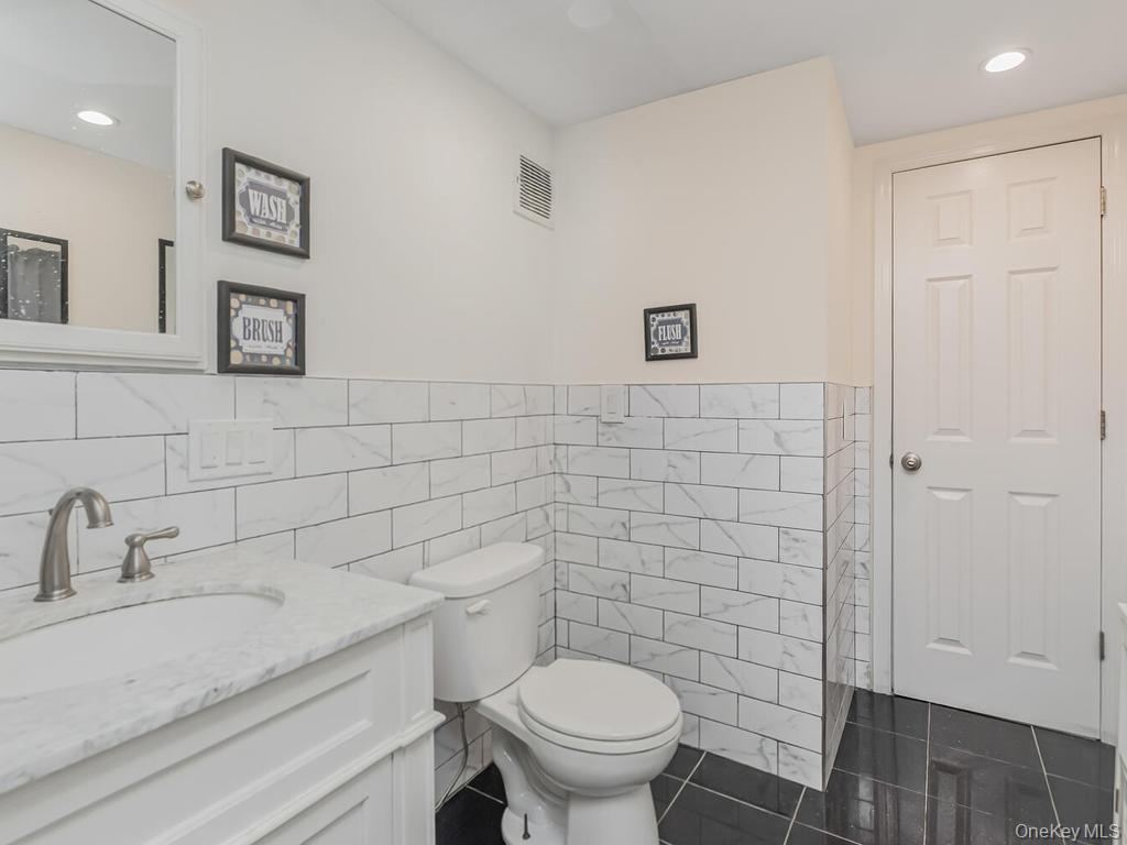 Single Family Beach 91st Queens, NY 11693, MLS-985438-15