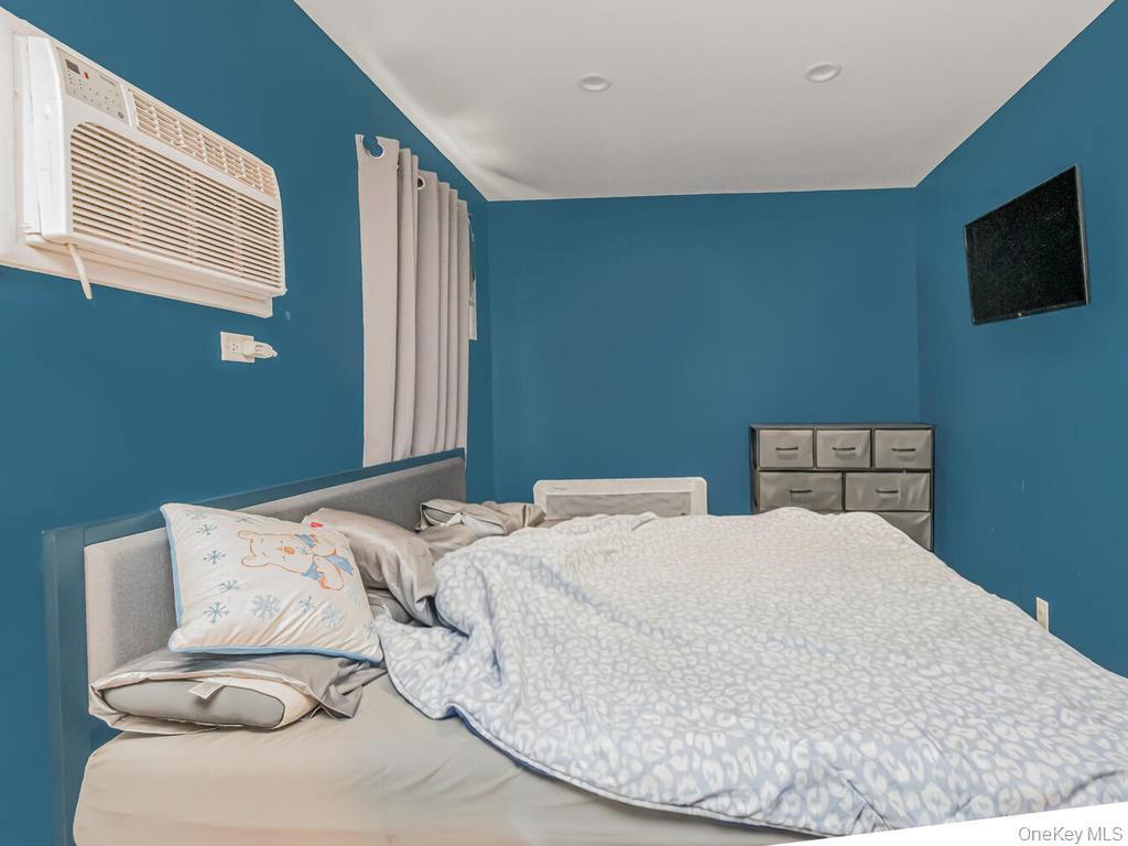 Single Family Beach 91st Queens, NY 11693, MLS-985438-9