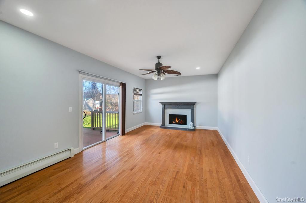 Single Family Harwood  Suffolk County, NY 11727, MLS-985443-17