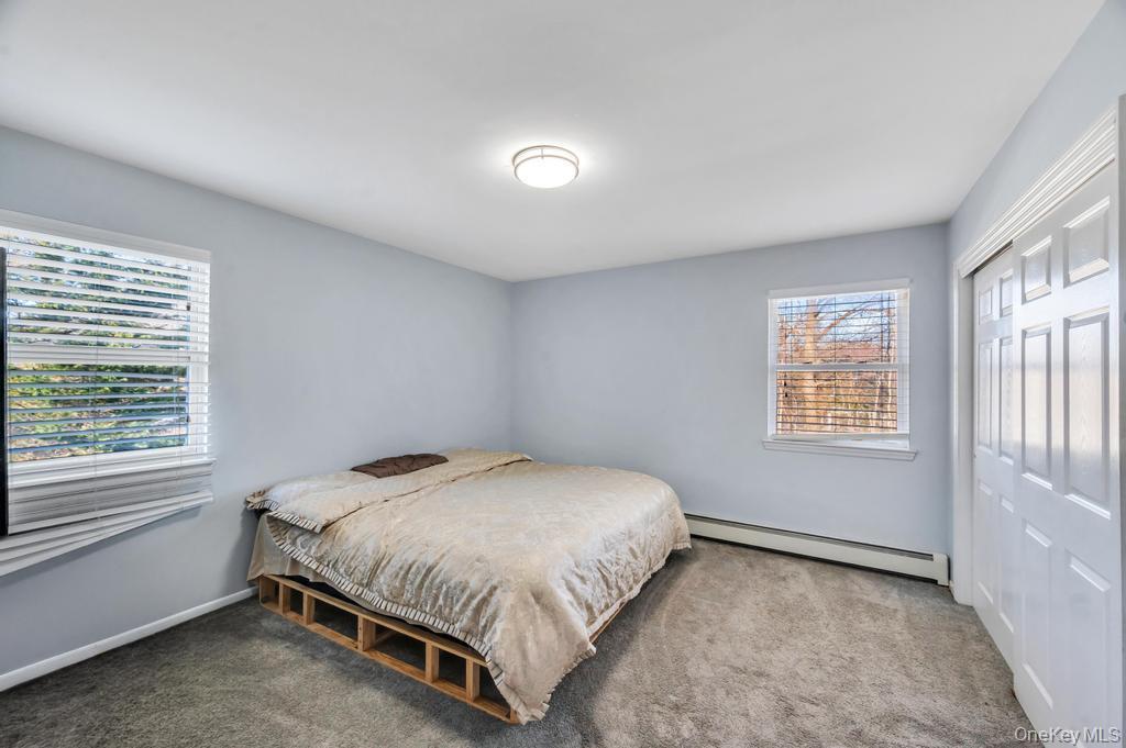 Single Family Harwood  Suffolk County, NY 11727, MLS-985443-26