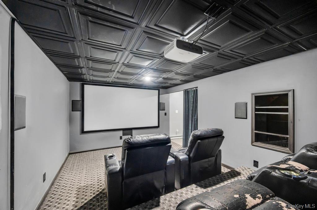 Single Family Harwood  Suffolk County, NY 11727, MLS-985443-30