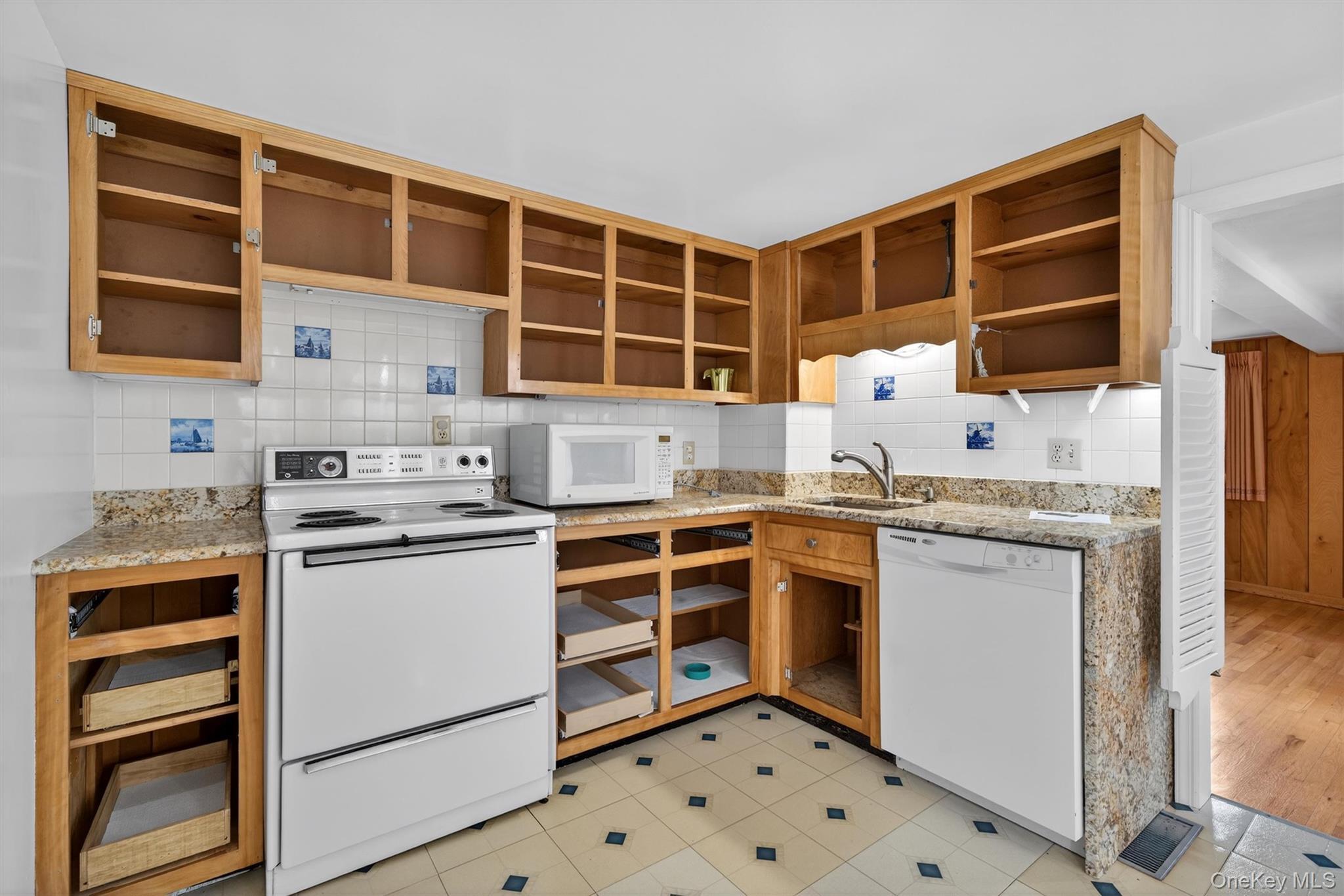 Single Family Weygant  Orange County, NY 10930, MLS-985451-6