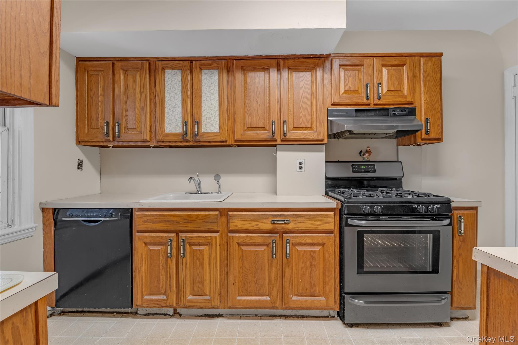 Single Family 251st  Queens, NY 11426, MLS-985457-11