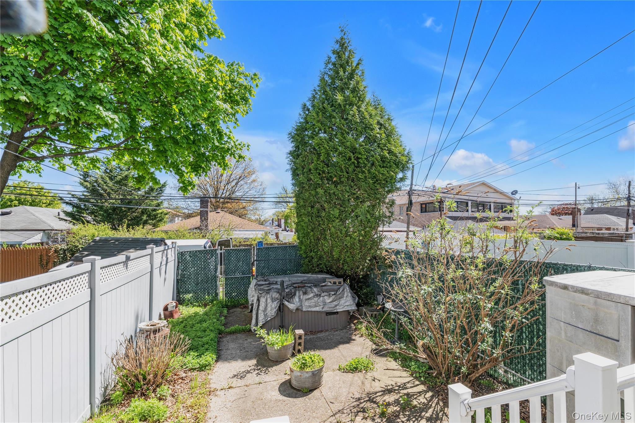 Single Family 251st  Queens, NY 11426, MLS-985457-24
