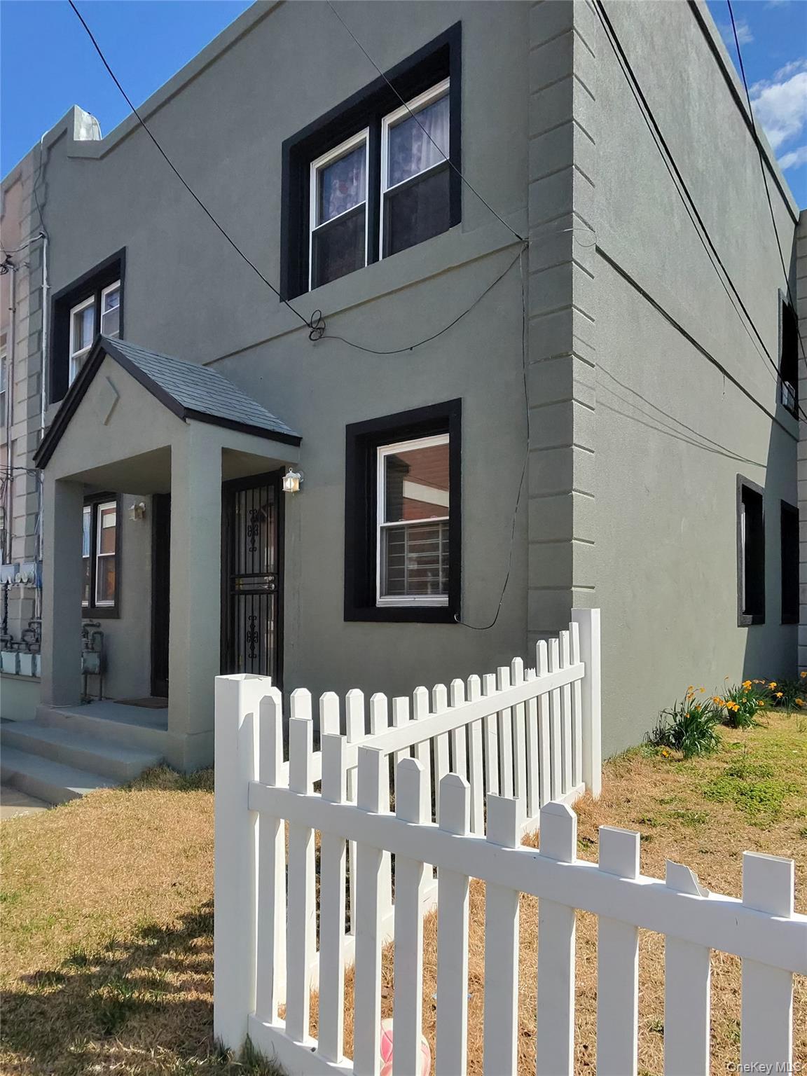 Single Family 183rd Queens, NY 11413, MLS-985475-18