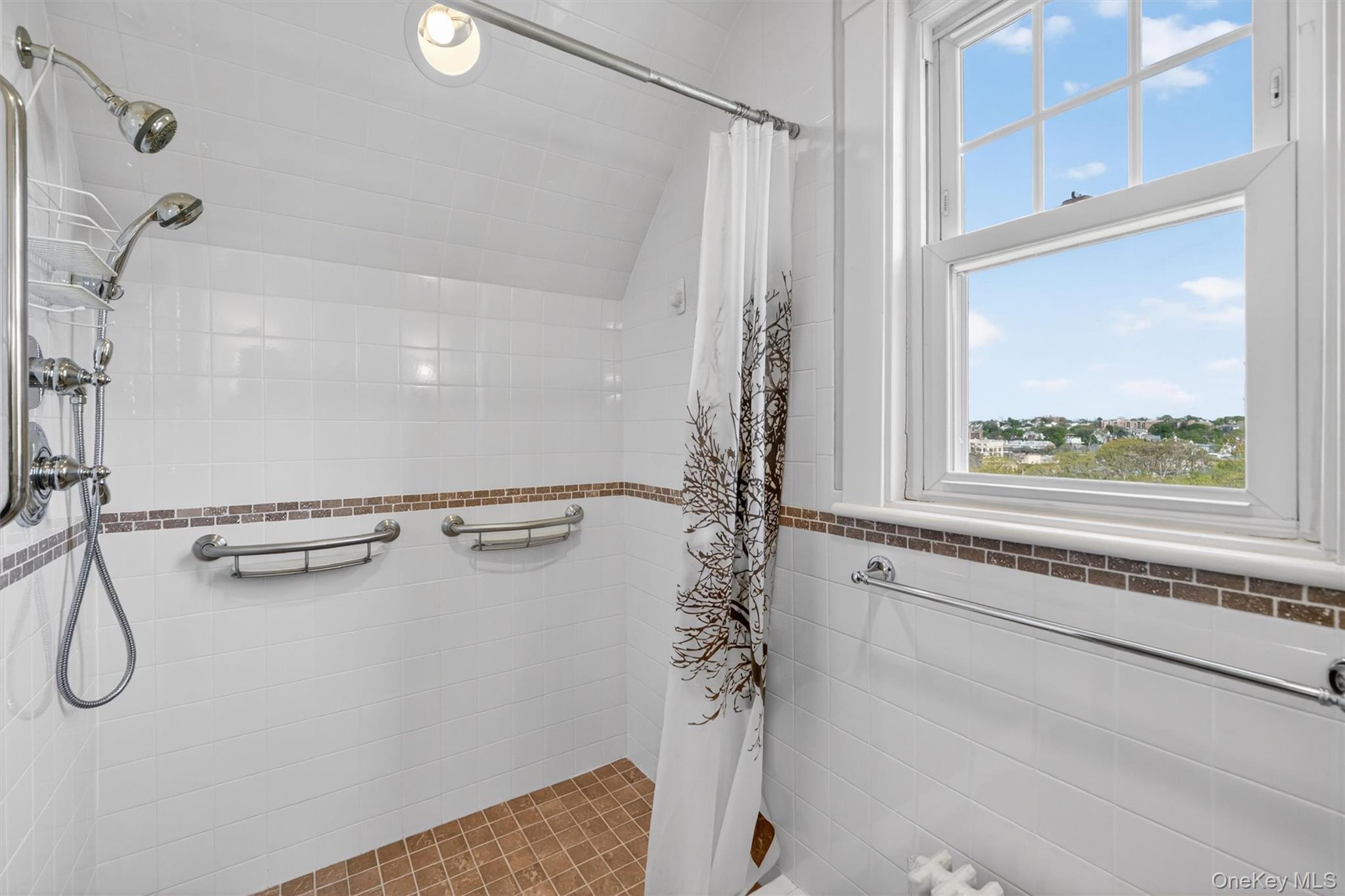 Single Family Winnebago  Westchester County, NY 10710, MLS-985480-35