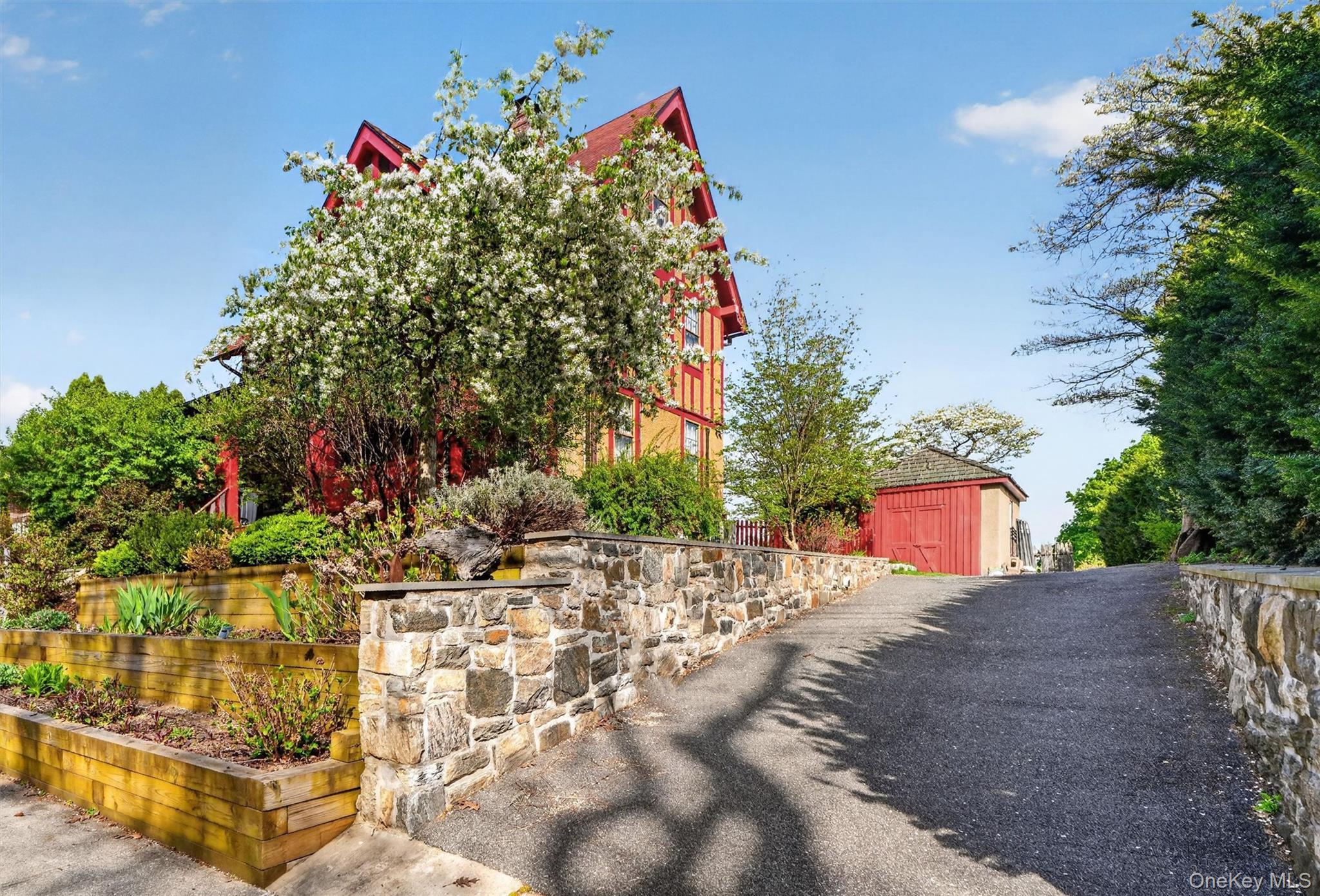 Single Family Winnebago  Westchester County, NY 10710, MLS-985480-6