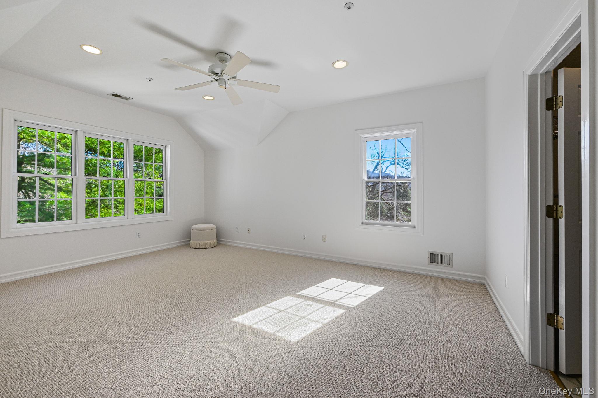 Condo Cross River  Westchester County, NY 10549, MLS-985519-28