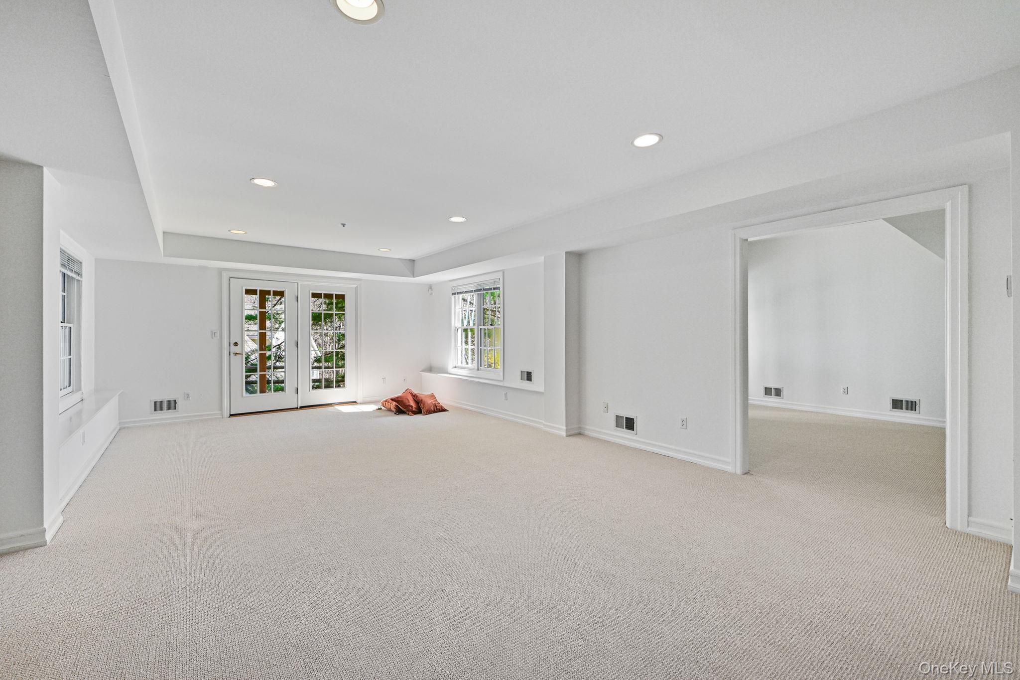 Condo Cross River  Westchester County, NY 10549, MLS-985519-31