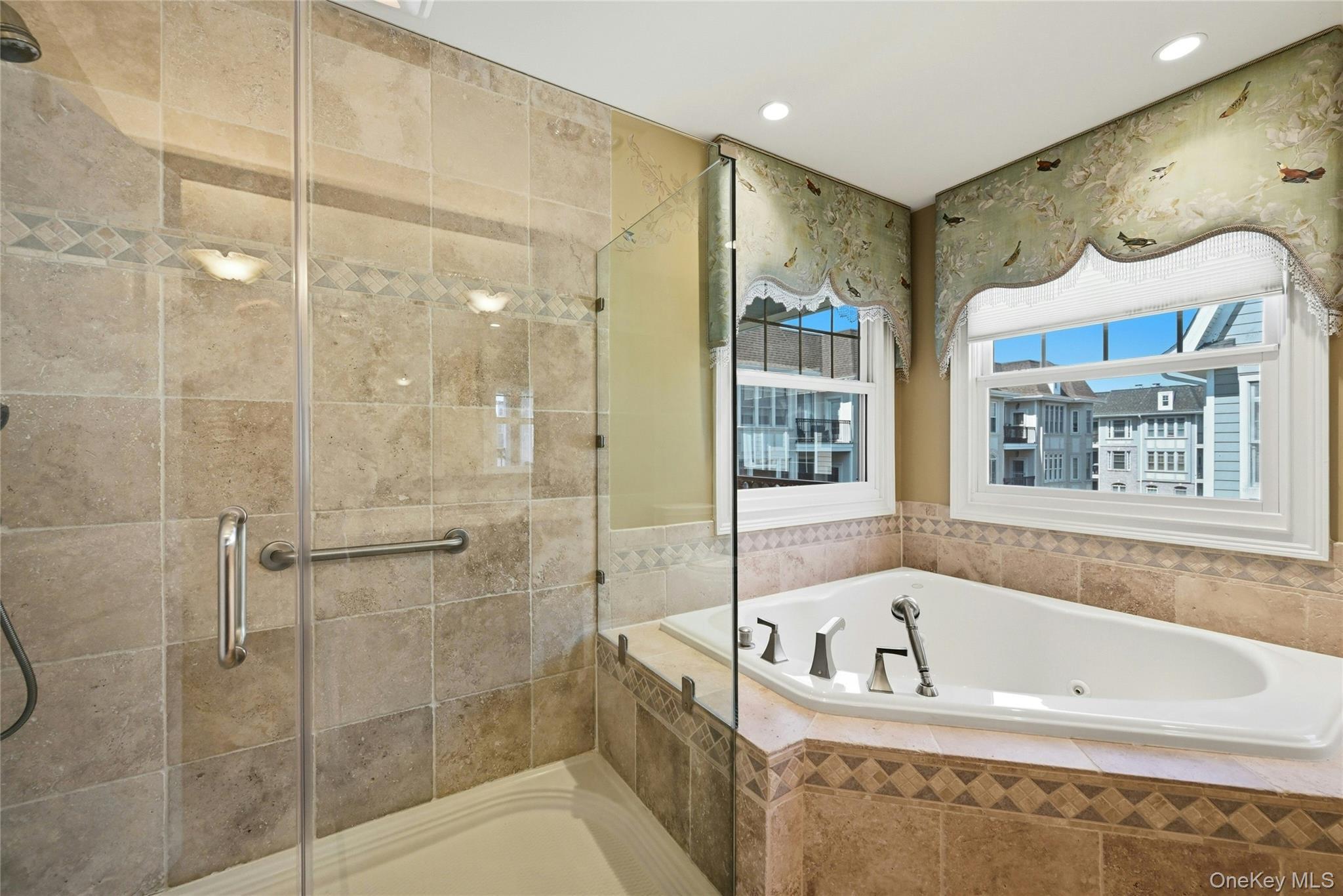 Condo Pacing  Nassau County, NY 11590, MLS-985533-26