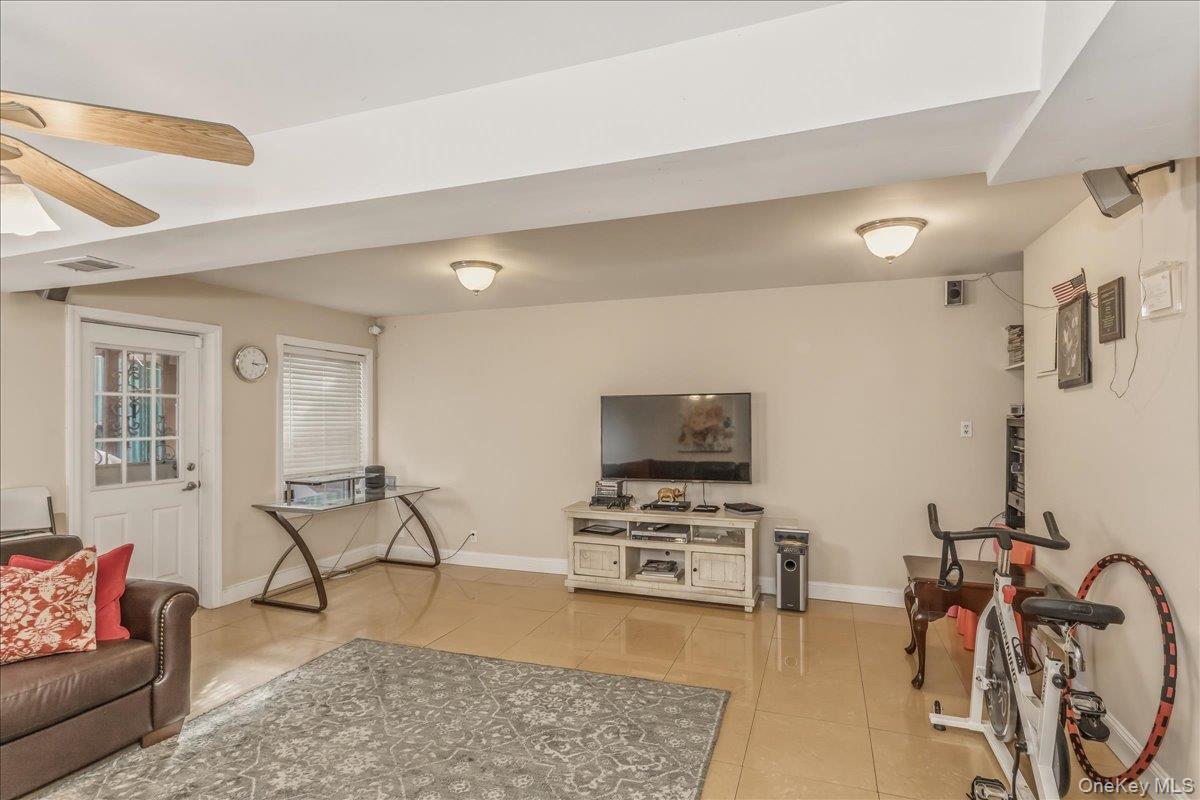 Single Family Braddock Queens, NY 11428, MLS-985537-2