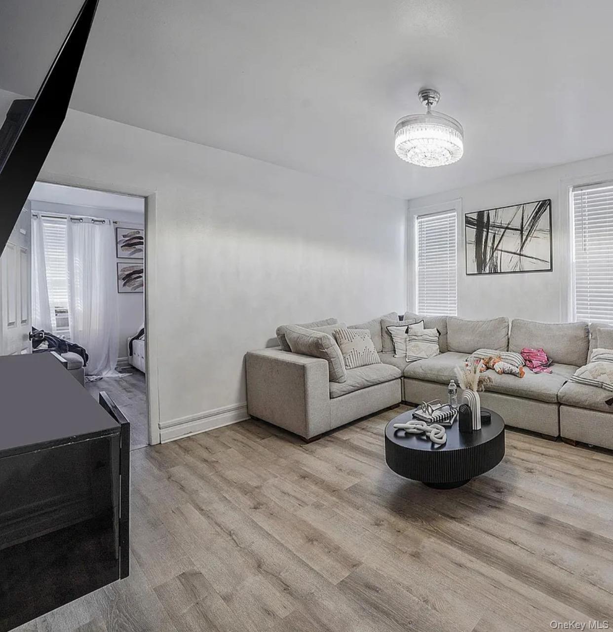 Single Family Lafayette  Bronx, NY 10465, MLS-985551-10