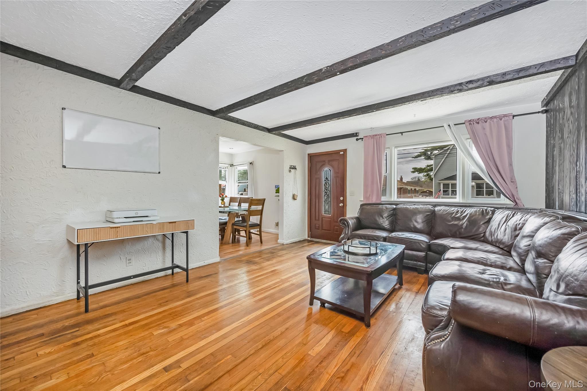 Single Family M  Nassau County, NY 11003, MLS-985553-6
