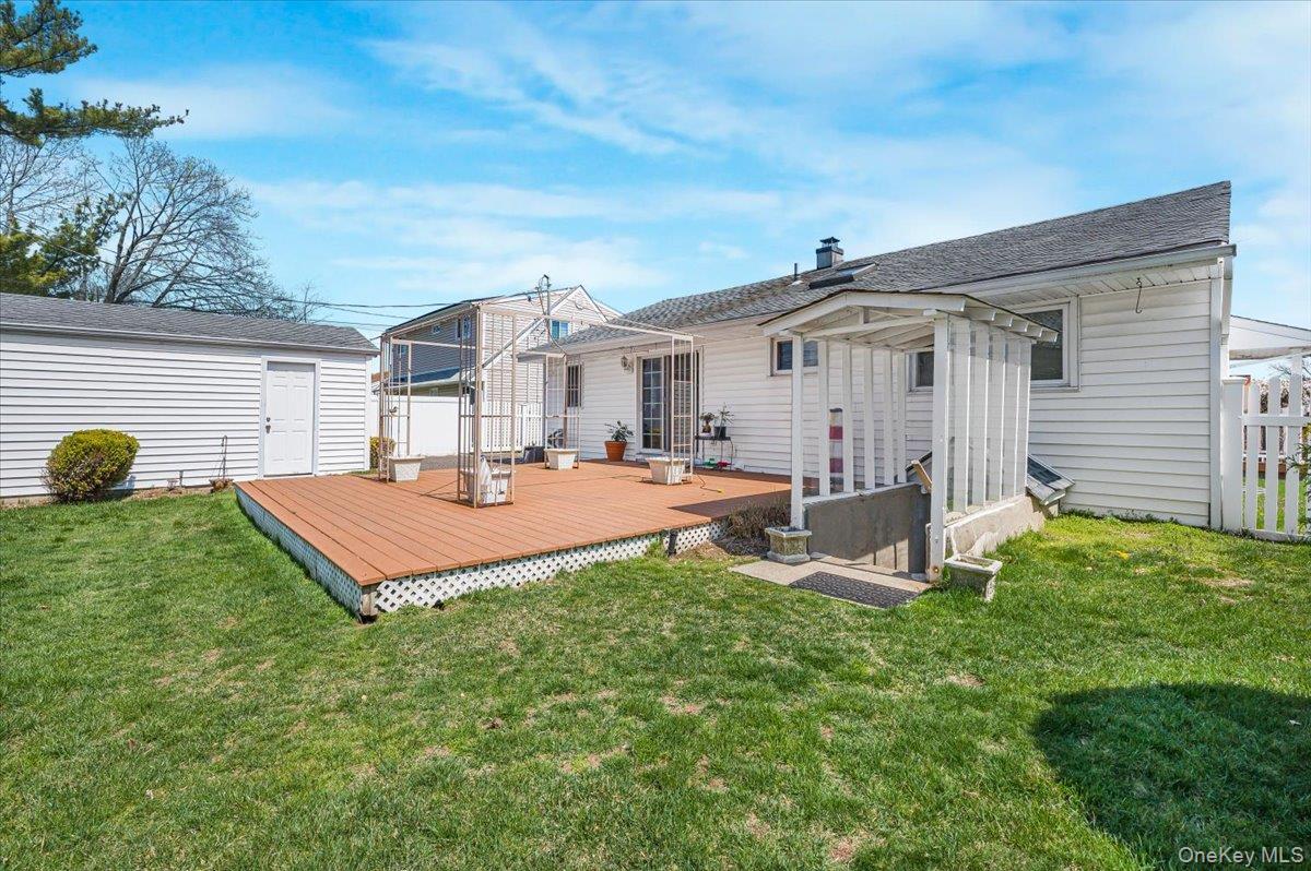 Single Family Seitz  Nassau County, NY 11714, MLS-985554-24