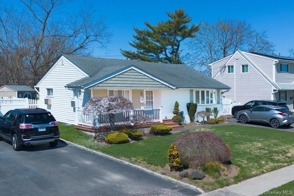 Single Family Seitz  Nassau County, NY 11714, MLS-985554-3