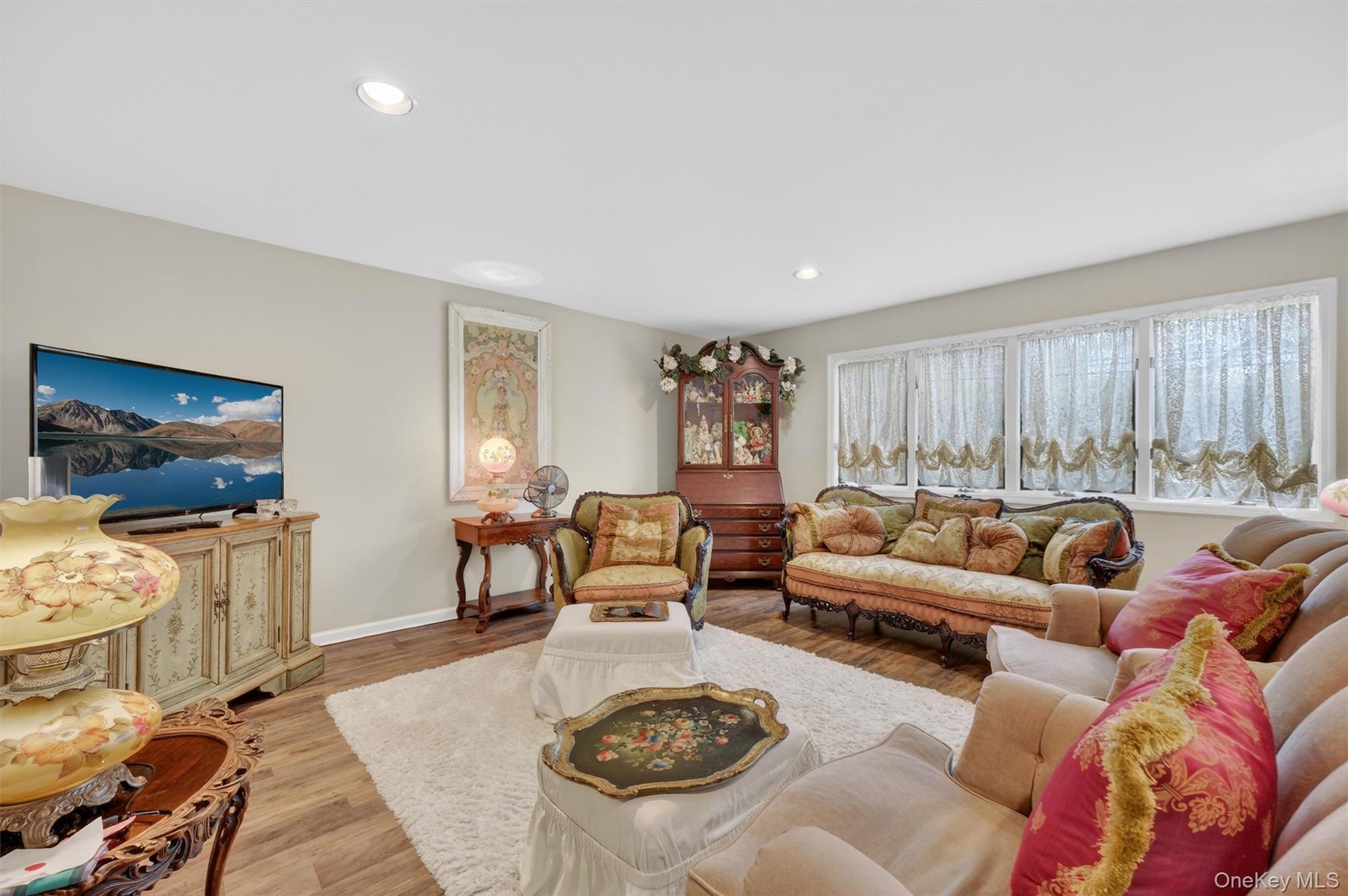 Single Family Vineyard  Ulster County, NY 12528, MLS-985578-10