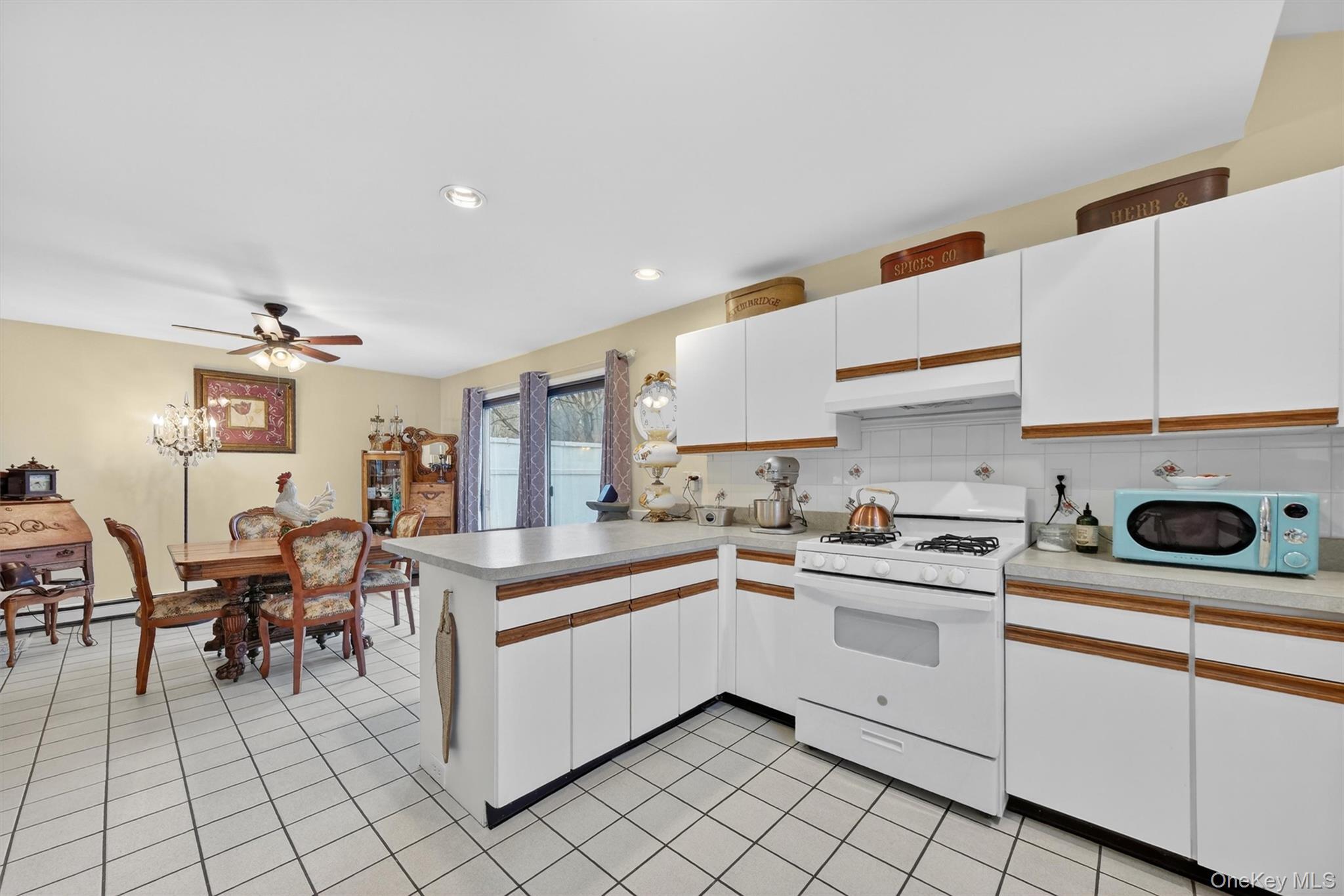 Single Family Vineyard  Ulster County, NY 12528, MLS-985578-14