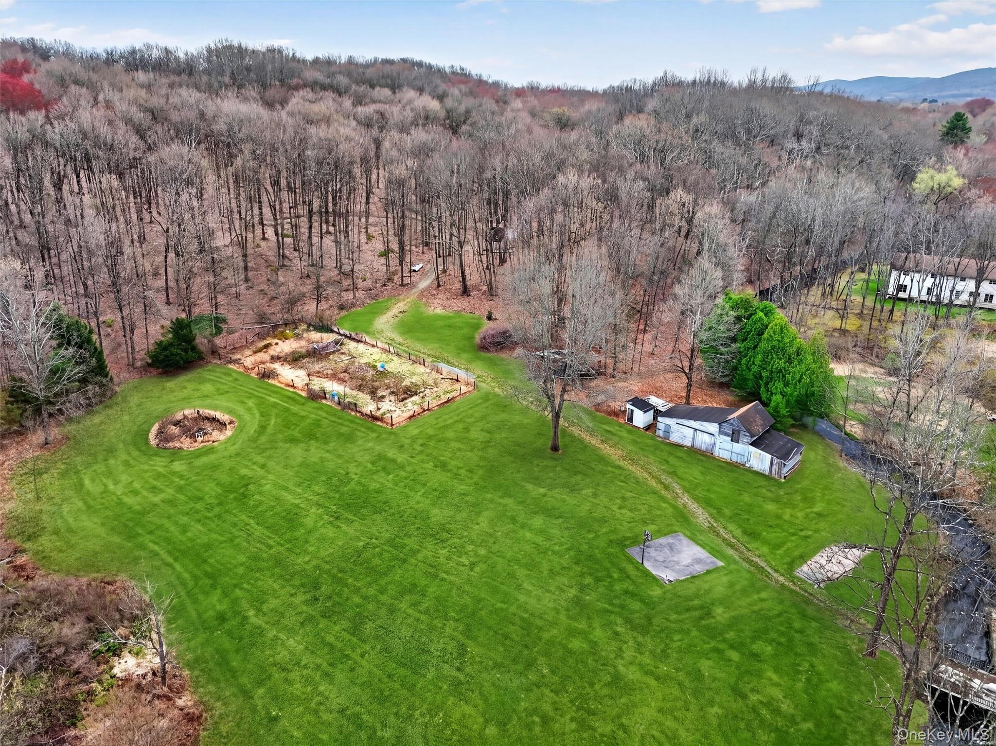 Single Family Vineyard  Ulster County, NY 12528, MLS-985578-40