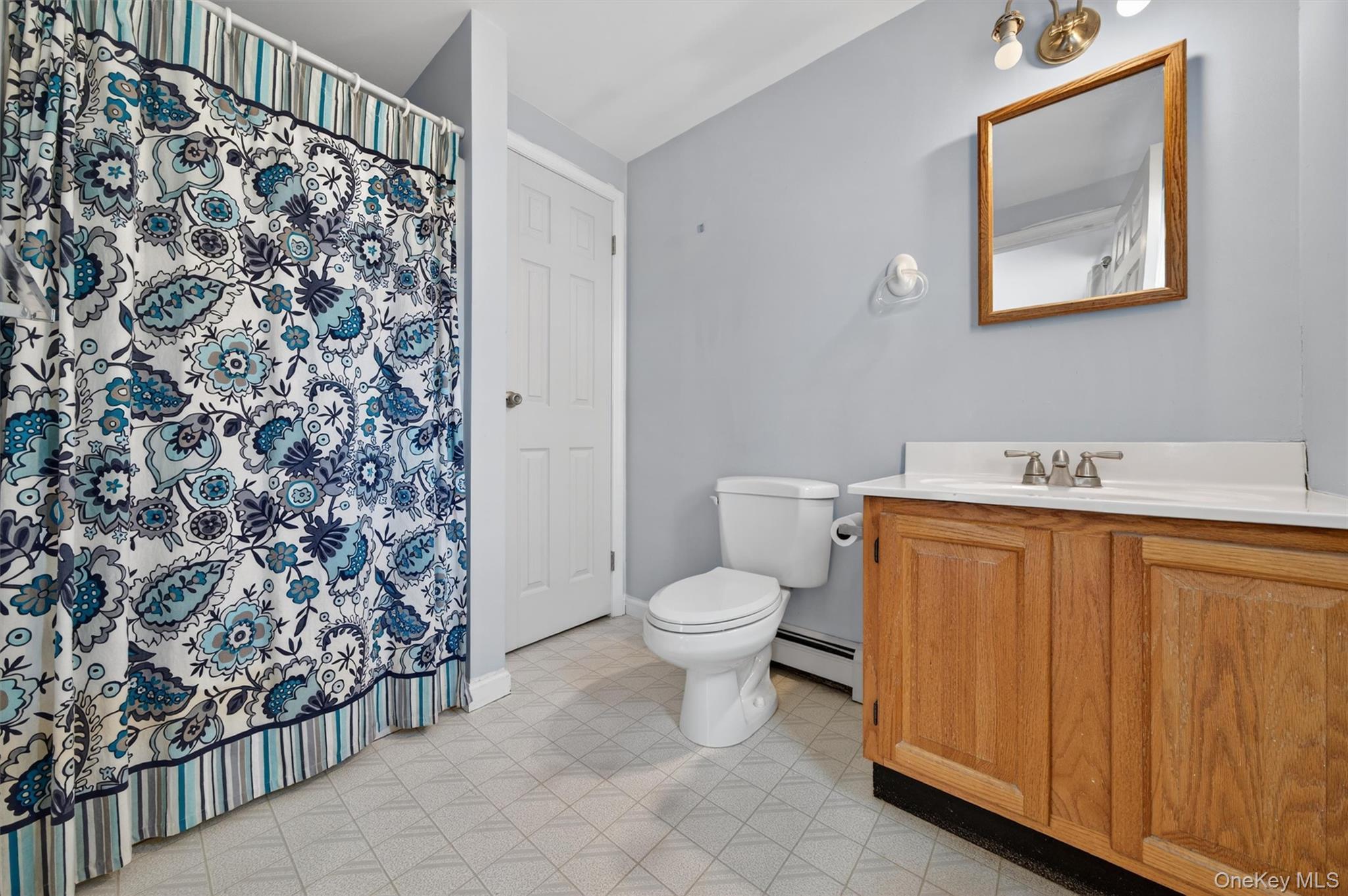 Single Family Livingston  Orange County, NY 10940, MLS-985594-17