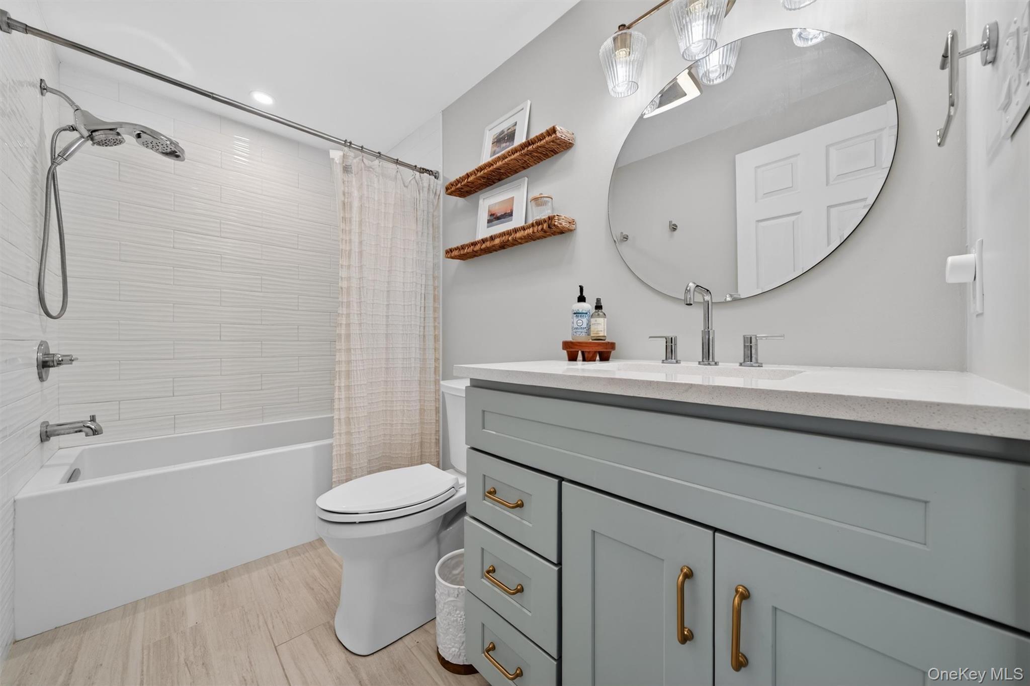 Single Family Livingston  Orange County, NY 10940, MLS-985594-23