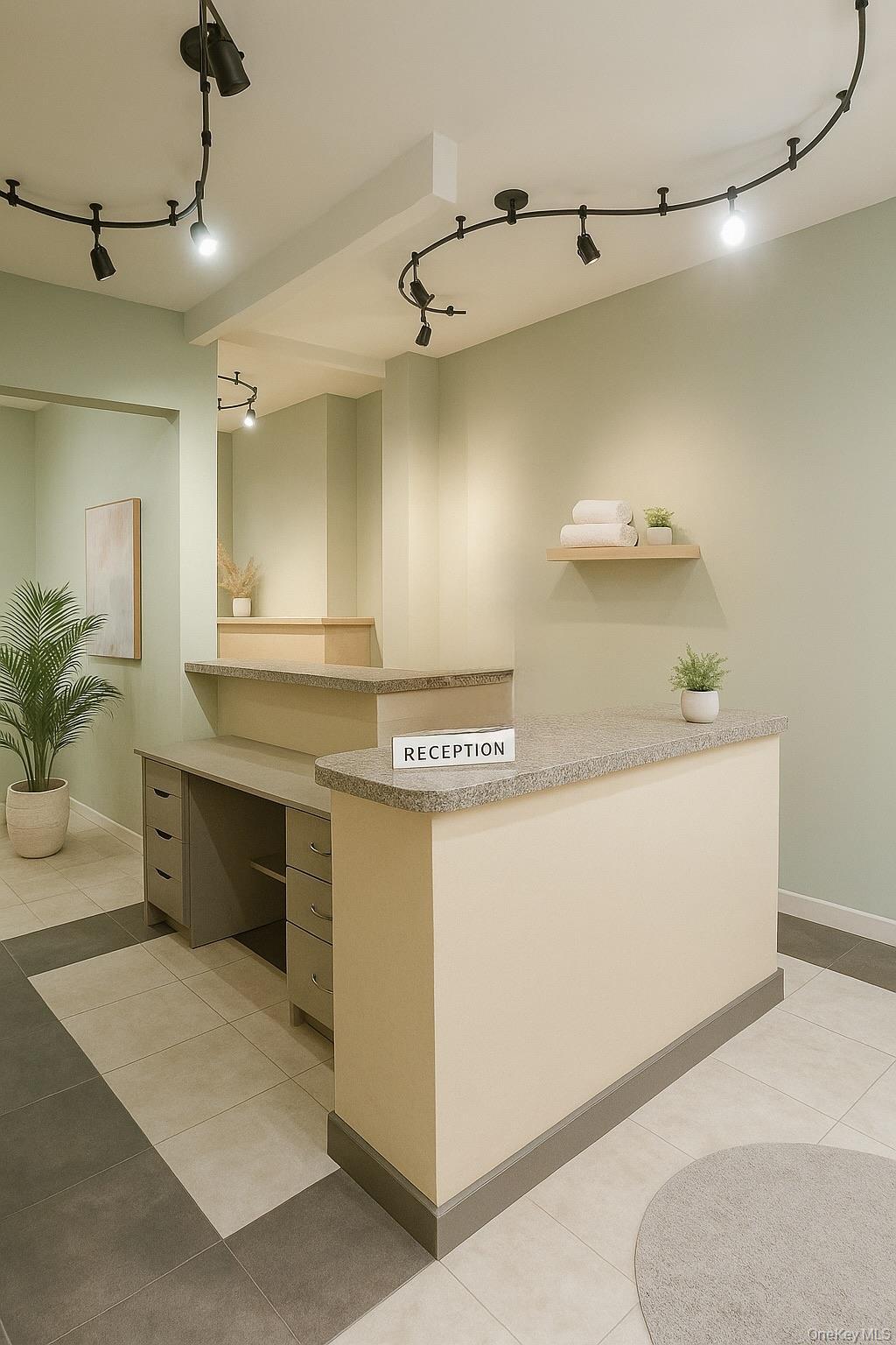 Commercial Lease Crossbay  Queens, NY 11417, MLS-985599-3
