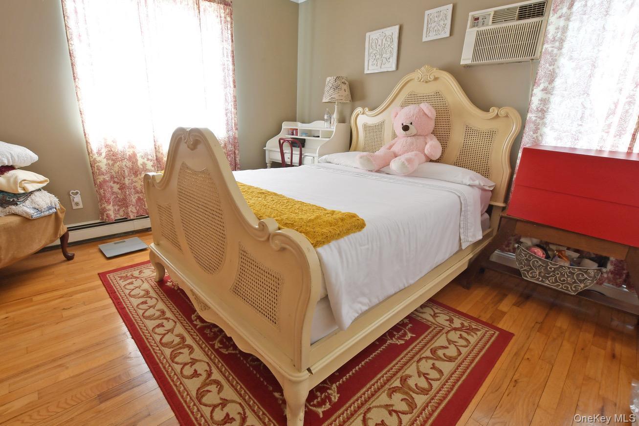 Single Family Bicycle  Suffolk County, NY 11784, MLS-985604-11