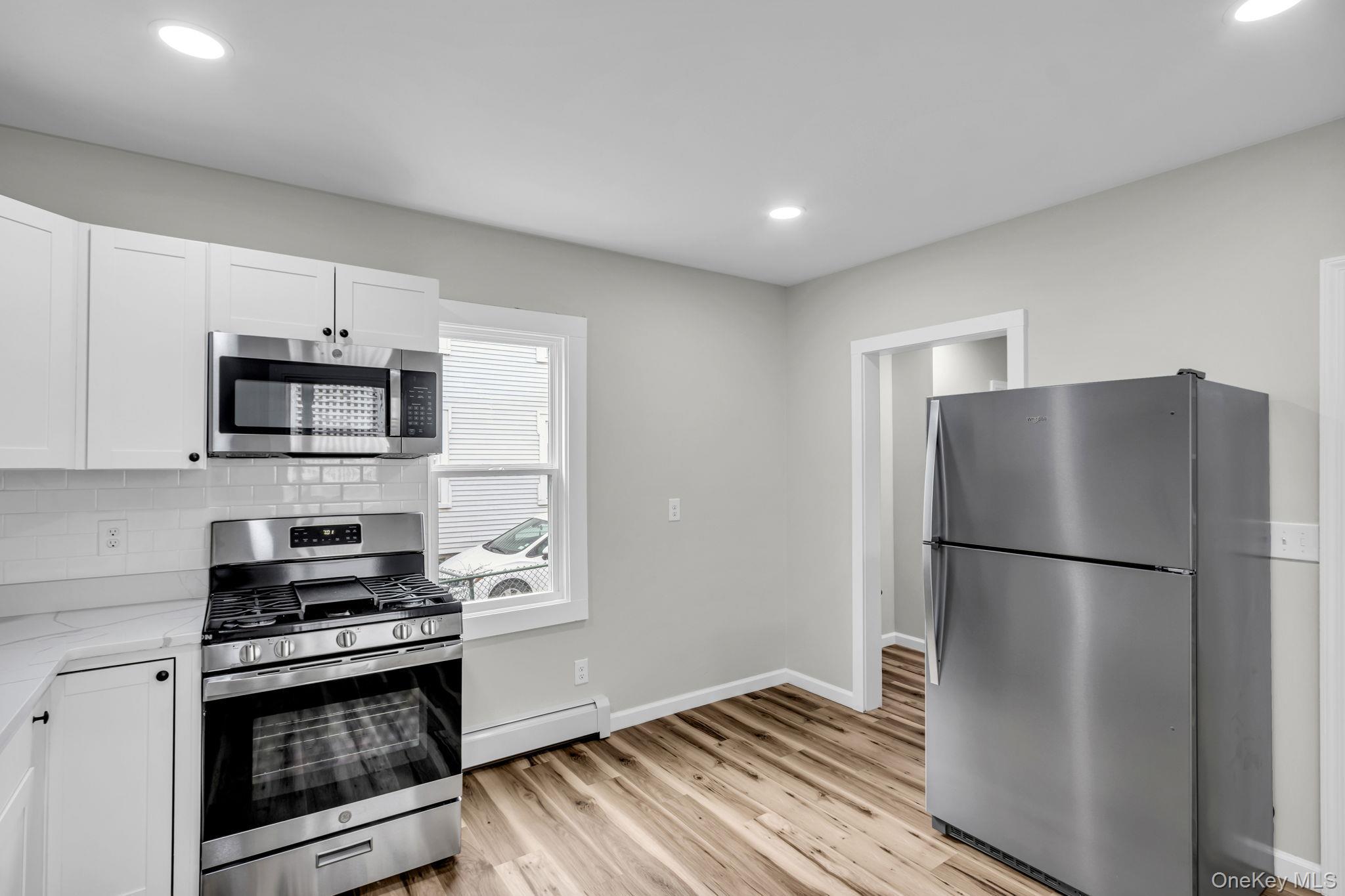 Single Family Glenwood  Dutchess County, NY 12603, MLS-985606-3