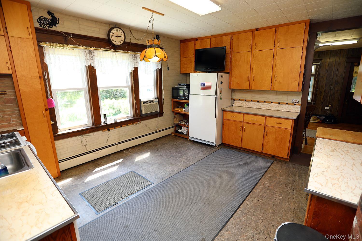 Single Family Shandelee  Sullivan County, NY 12758, MLS-985609-9