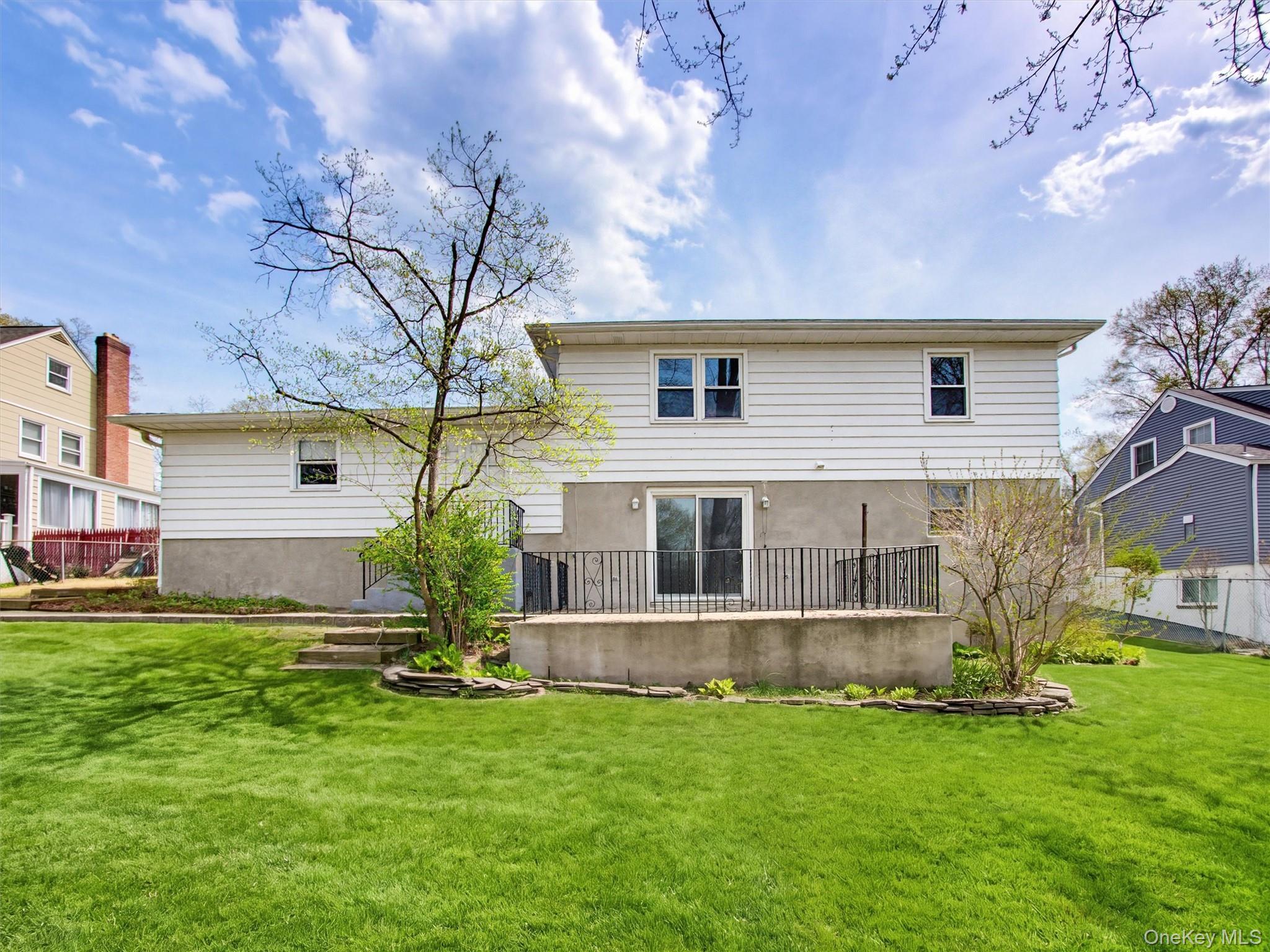 Single Family Willow  Rockland County, NY 10901, MLS-985614-23