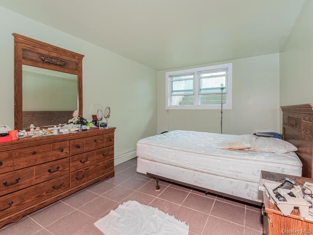 Single Family 68th Avenue Queens, NY 11362, MLS-985624-22