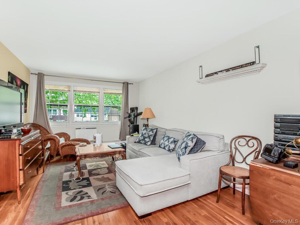 Single Family 68th Avenue Queens, NY 11362, MLS-985624-3